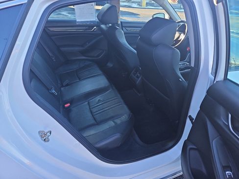 Used 2018 Honda Accord EX-L image 11