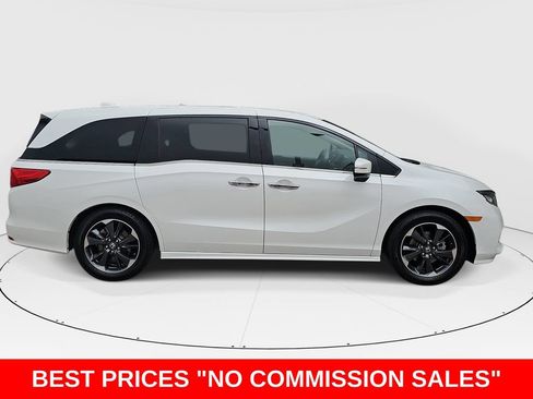Used 2021 Honda Odyssey Elite image 2