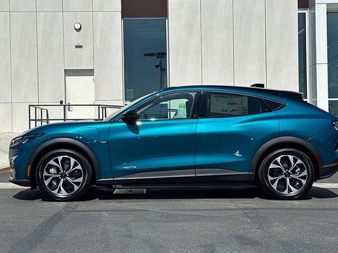 New 2026 Ford Mustang Mach-E Select RWD image 6