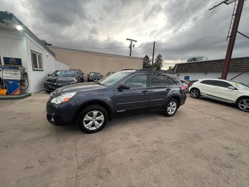 Used 2014 Subaru Outback 3.6R Limited AWD/4WD image 23
