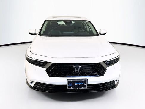 Used 2023 Honda Accord EX-L image 2