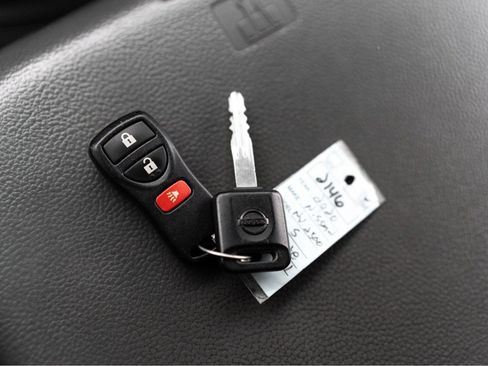 Used 2020 Nissan NV 2500 SV image 15