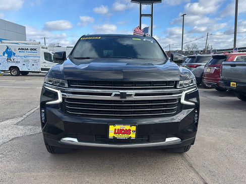 Used 2024 Chevrolet Tahoe LT w/ LT Signature Plus Package image 3