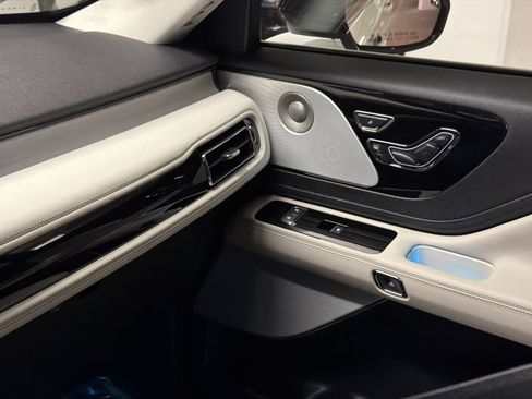 New 2026 Lincoln Aviator Reserve image 33