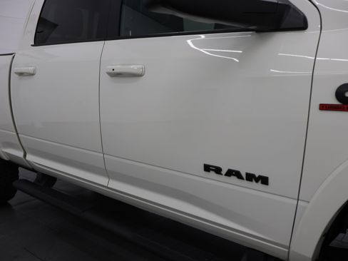 Used 2022 RAM 2500 Laramie w/ Night Edition AWD/4WD image 26
