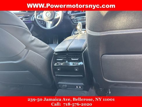 Used 2022 BMW M550i xDrive w/ Executive Package AWD/4WD image 21