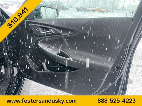 Used 2022 Chevrolet Malibu LT FWD image 22