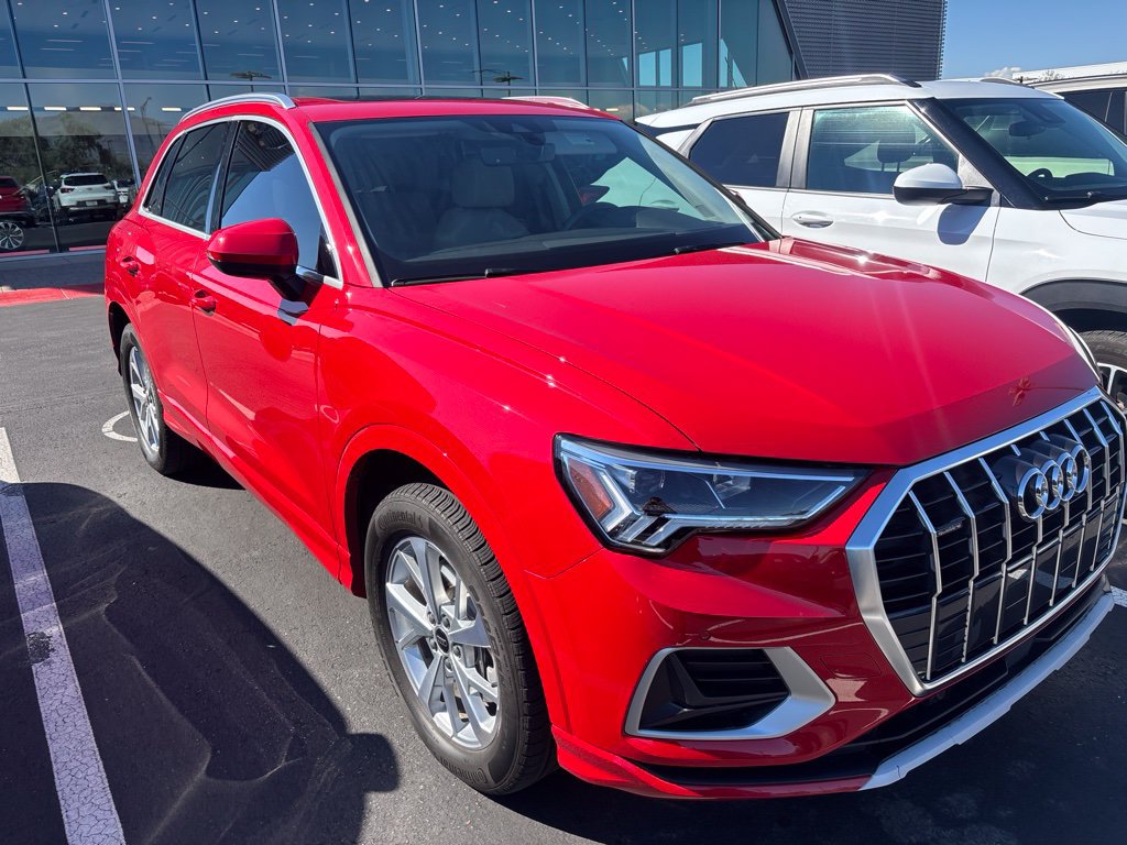 Certified 2024 Audi Q3 2.0T Premium Plus AWD/4WD image 3