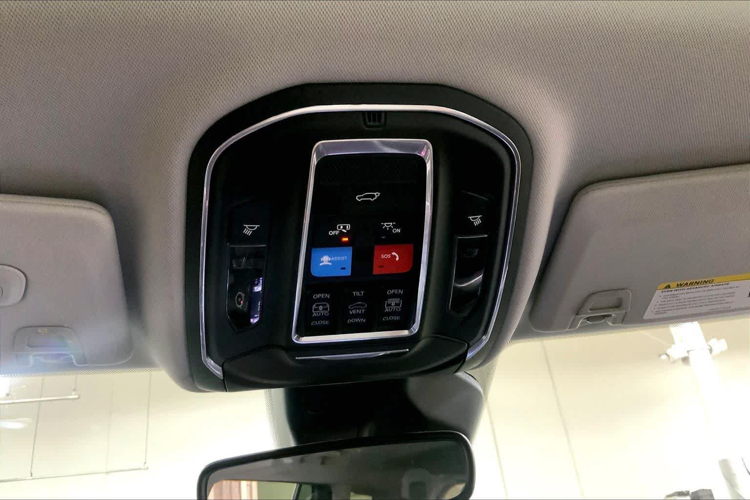 Used 2021 Jeep Grand Cherokee L Limited w/ Trailer Tow Group (B) AWD/4WD image 34