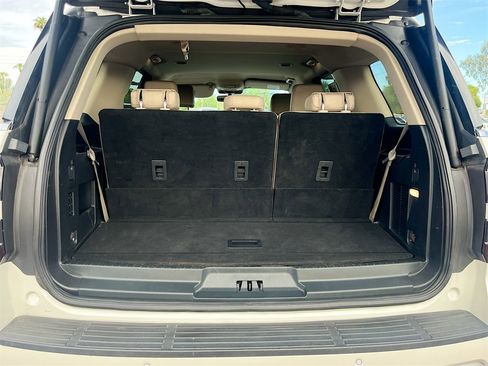 Used 2024 Ford Expedition XLT image 26