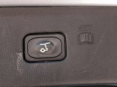 Used 2024 Ford Edge Titanium AWD/4WD image 31