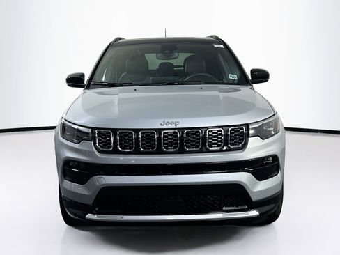 Used 2024 Jeep Compass Limited w/ Elite Group image 2