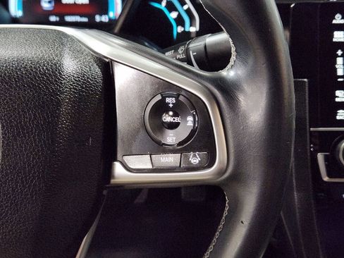 Used 2018 Honda Civic Touring image 47