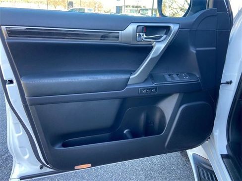 Certified 2023 Lexus GX 460 Premium image 27