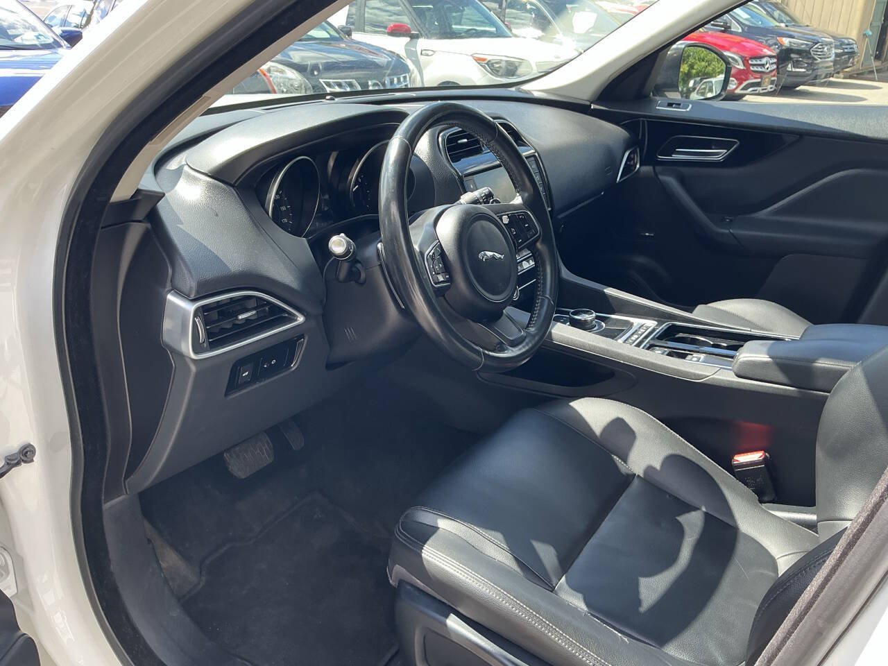 Used 2018 Jaguar F-PACE Premium AWD/4WD image 21