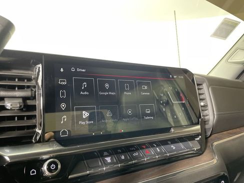 Used 2025 GMC Sierra 2500 SLT image 13