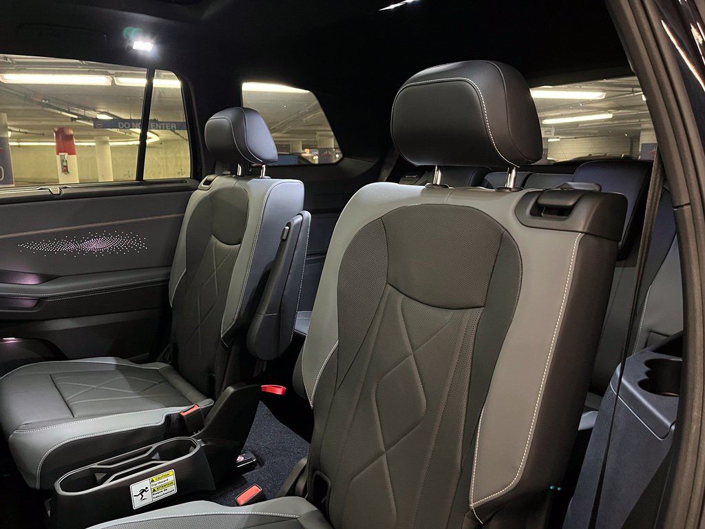 New 2027 Volkswagen Atlas SEL R-Line AWD/4WD image 18