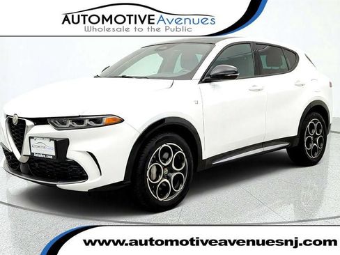 Used 2024 Alfa Romeo Tonale Ti AWD/4WD image 1