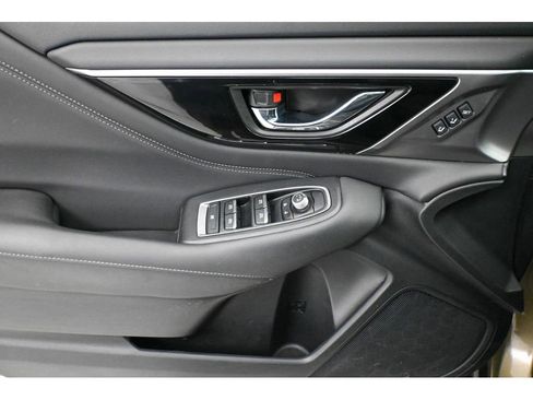 Used 2021 Subaru Outback Limited XT image 8