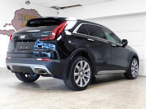 Used 2023 Cadillac XT4 Premium Luxury w/ Technology Package AWD/4WD image 5