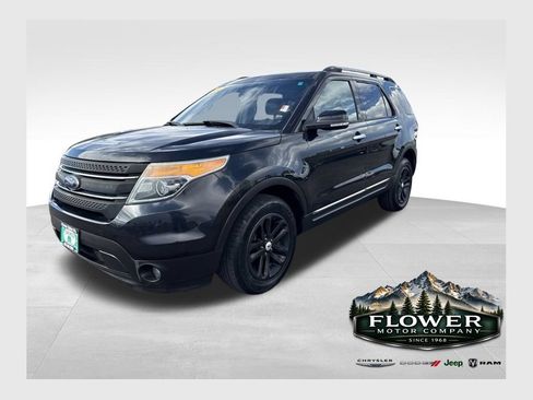 Used 2014 Ford Explorer XLT w/ Equipment Group 202A AWD/4WD image 1