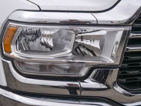 Used 2023 RAM 2500 Big Horn w/ Level 1 Equipment Group AWD/4WD image 4