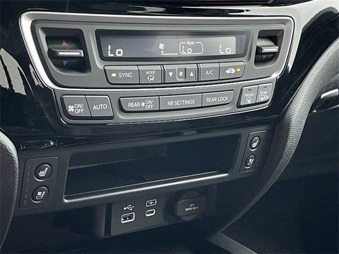 New 2026 Honda Ridgeline Black Edition image 16