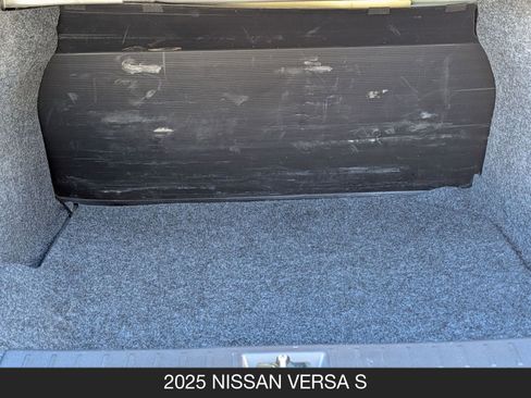 Used 2025 Nissan Versa S image 21