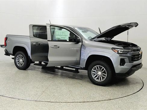 New 2026 Chevrolet Colorado LT w/ LT Convenience Package AWD/4WD image 9
