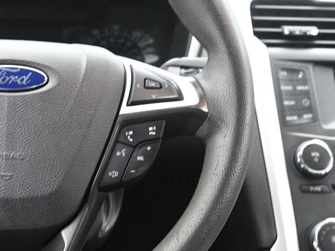 Used 2016 Ford Fusion SE image 29
