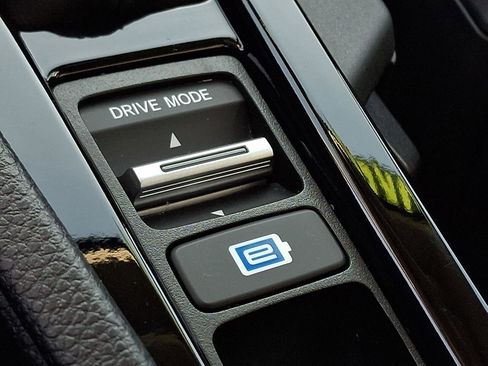 Used 2025 Honda Accord EX-L image 27