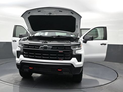 Used 2024 Chevrolet Silverado 1500 LT Trail Boss AWD/4WD image 36
