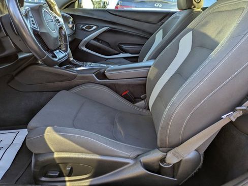 Used 2023 Chevrolet Camaro LT image 17