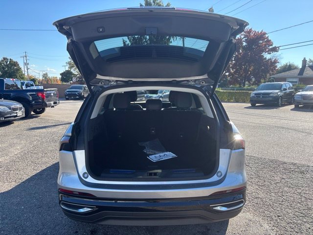 New 2026 Lincoln Nautilus Premier AWD/4WD image 24