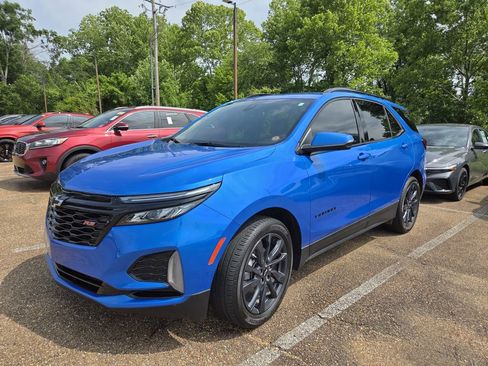 Used 2024 Chevrolet Equinox RS w/ RS Leather Package FWD image 6