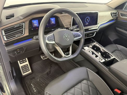 Used 2026 Volkswagen Atlas SEL Premium R-Line AWD/4WD image 19