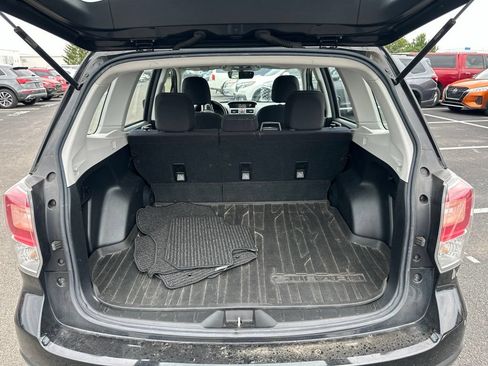 Used 2017 Subaru Forester 2.5i w/ Alloy Wheel Package AWD/4WD image 10