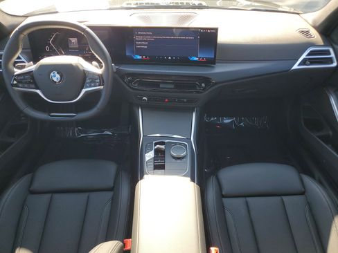 Used 2025 BMW 330i Sedan image 13