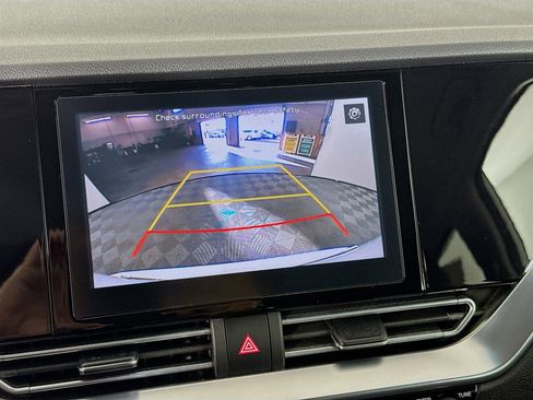 Certified 2022 Kia Niro LXS image 16