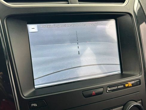 Used 2018 Ford Explorer XLT w/ Equipment Group 202A FWD image 23