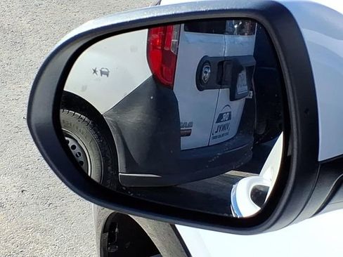 Used 2024 Buick Encore GX Sport Touring image 17