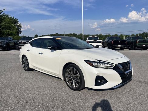 Used 2022 Nissan Maxima Platinum w/ Sport Mat Group FWD image 1