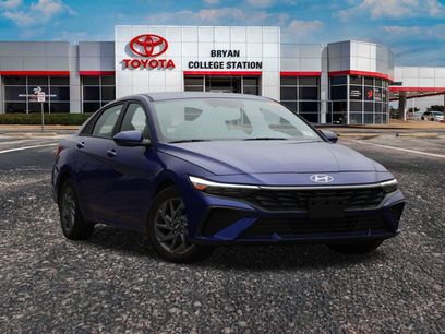 Used 2024 Hyundai Elantra SEL