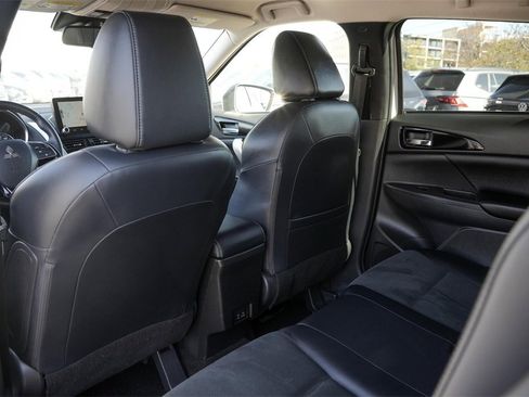 Used 2024 Mitsubishi Eclipse Cross SE image 27