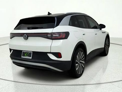 Used 2023 Volkswagen ID.4 Pro S Plus AWD/4WD image 7