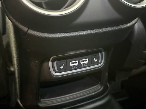 Used 2023 Alfa Romeo Stelvio Ti AWD/4WD image 27