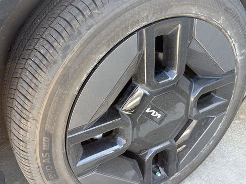 Used 2024 Kia EV9 GT-Line image 5