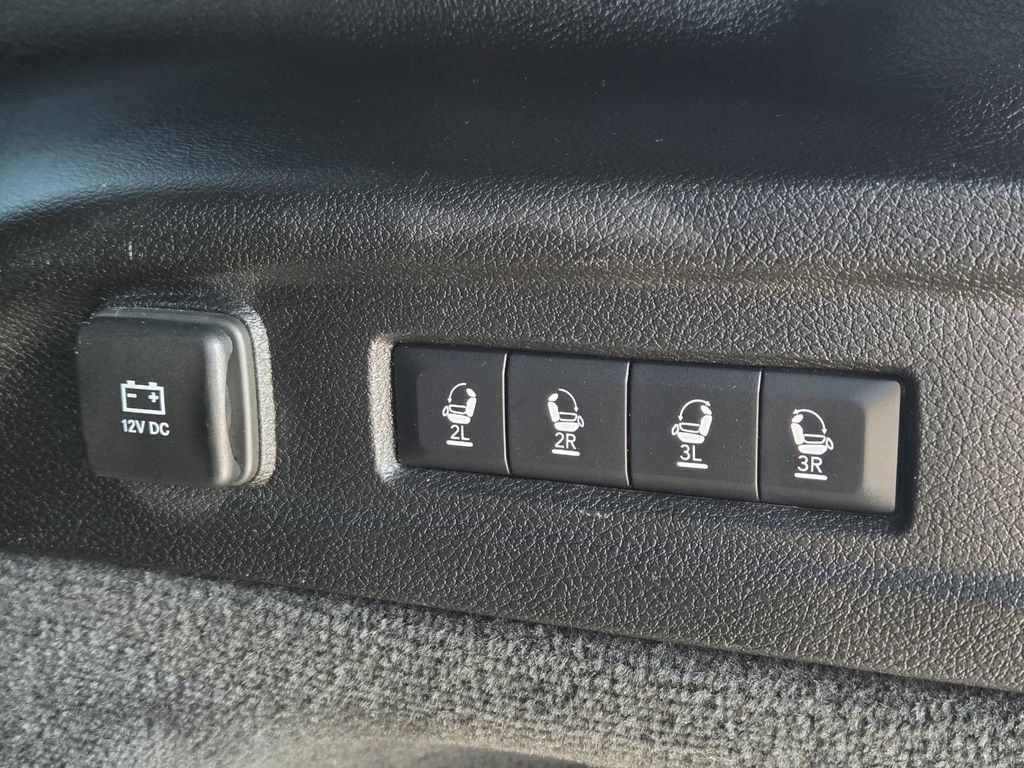 Used 2023 Jeep Grand Cherokee L Overland AWD/4WD image 45