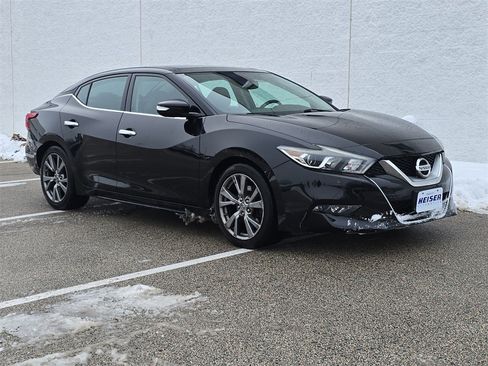 Used 2017 Nissan Maxima Platinum image 14