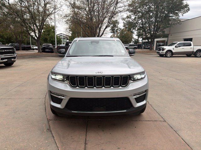 Used 2024 Jeep Grand Cherokee Limited 4xe AWD/4WD image 9